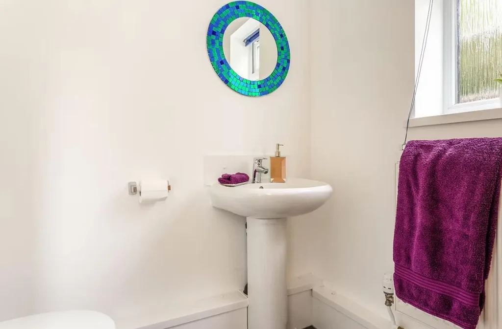 6 bedroom house for rent