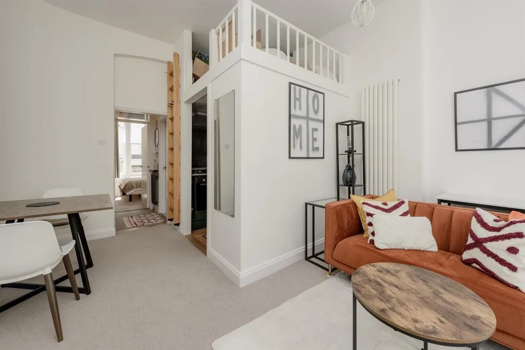 1 bedroom flat for rent