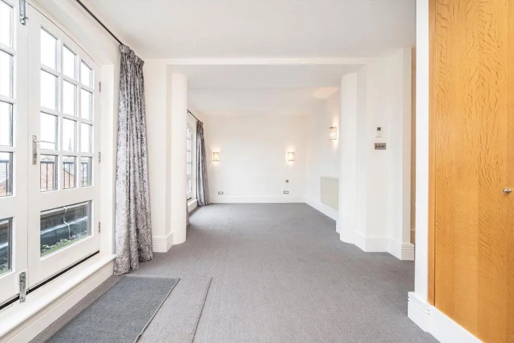 3 bedroom flat for rent