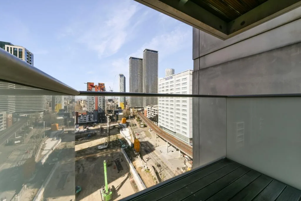 Studio flat for rent