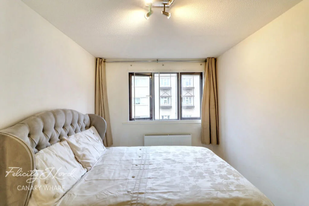1 bedroom detached house for rent