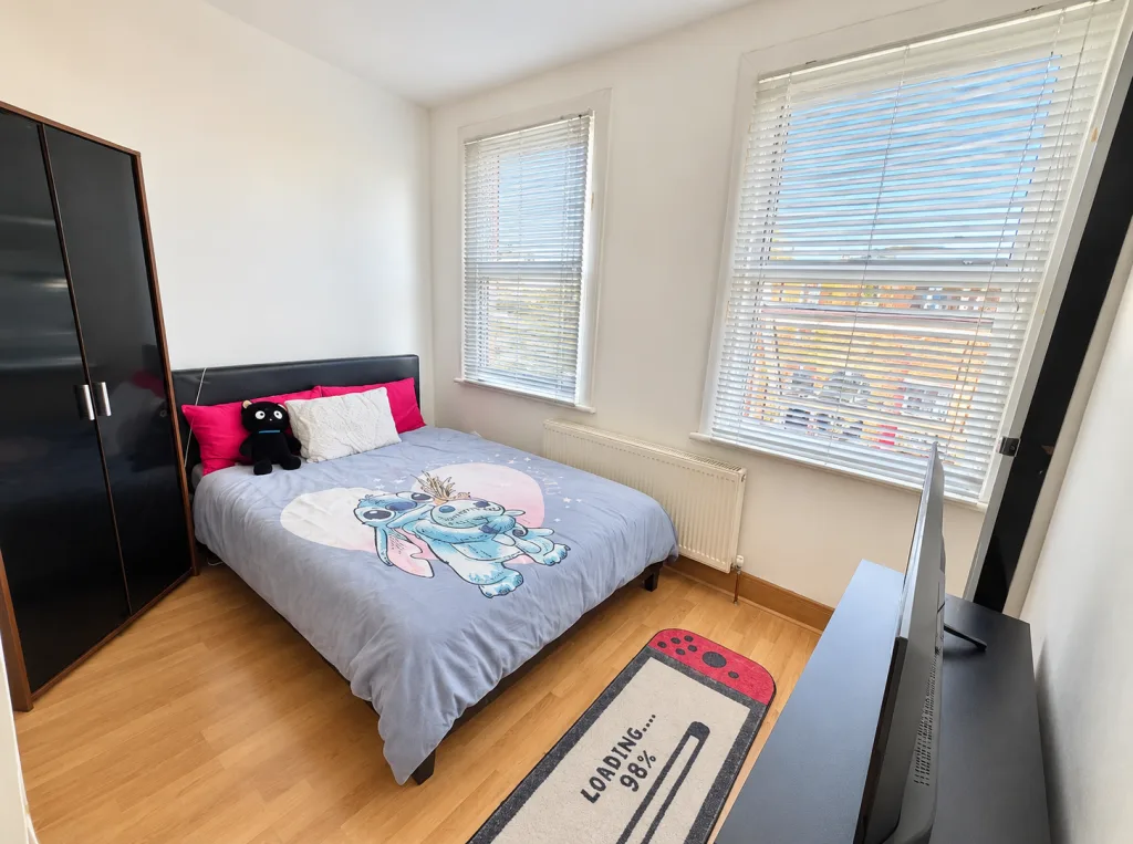 2 bedroom house for rent