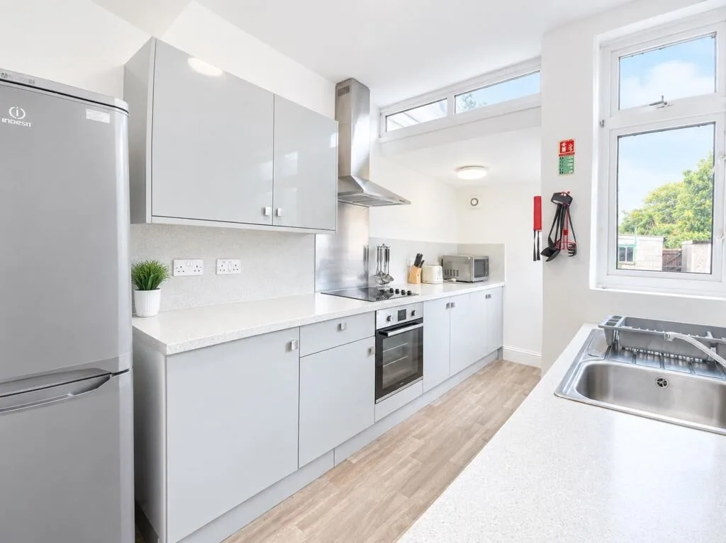 4 bedroom terraced house for rent