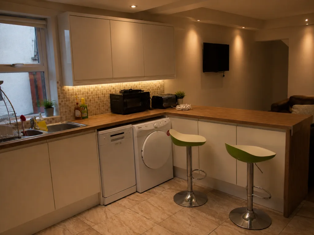 7 bedroom terraced house for rent