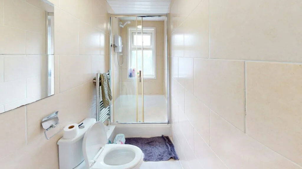 6 bedroom terraced house for rent
