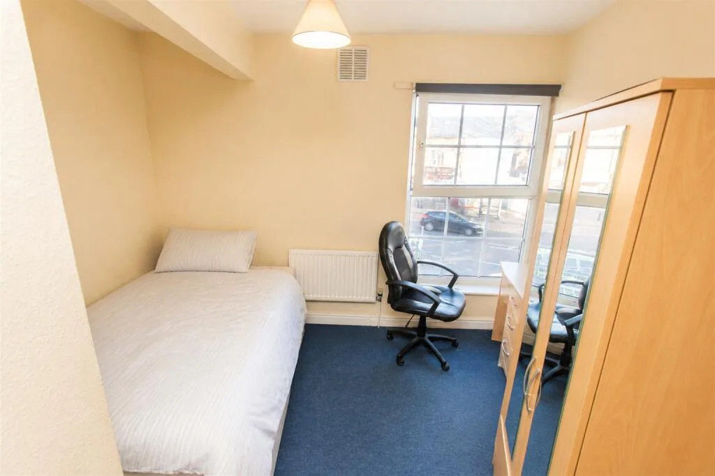 3 bedroom apartment for rent