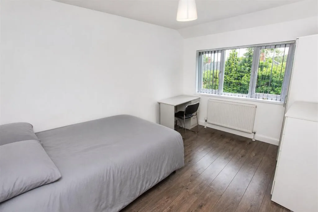 4 bedroom house for rent