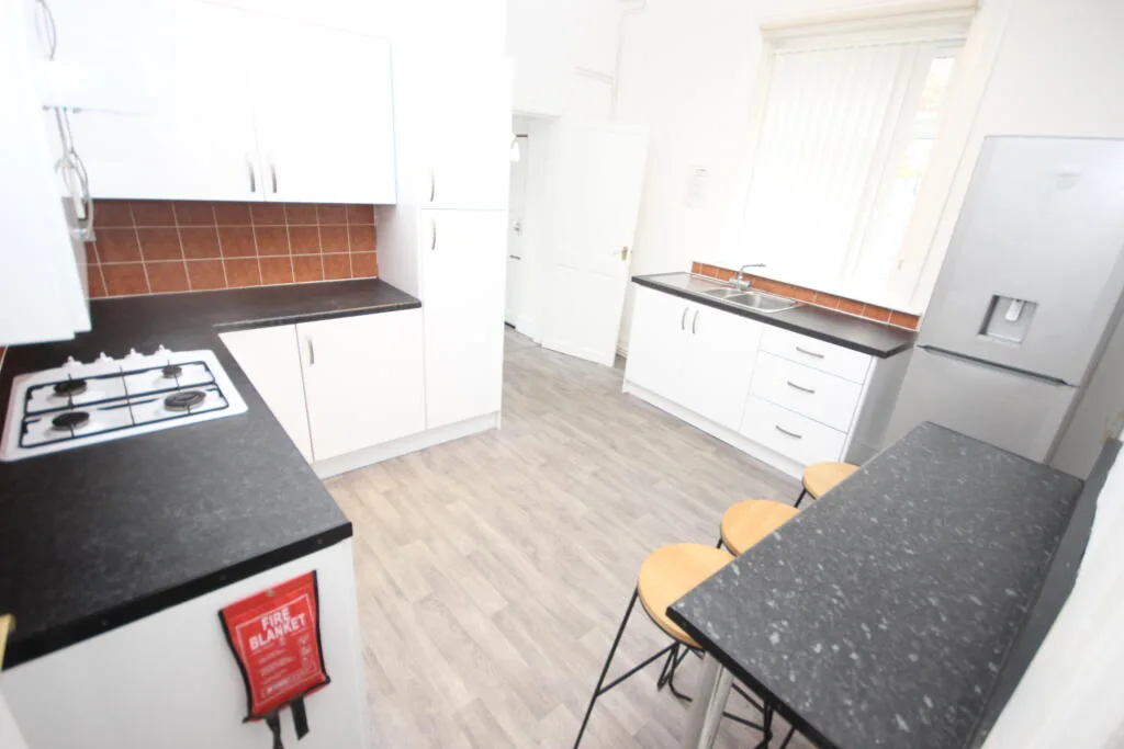 4 bedroom terraced house for rent