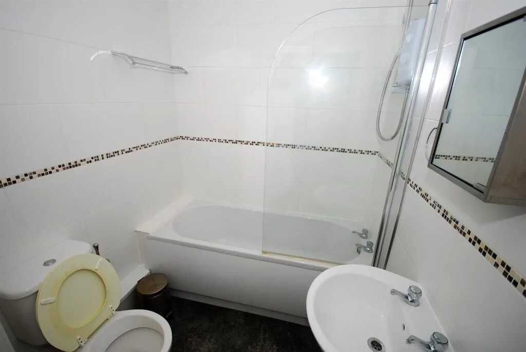 5 bedroom apartment for rent