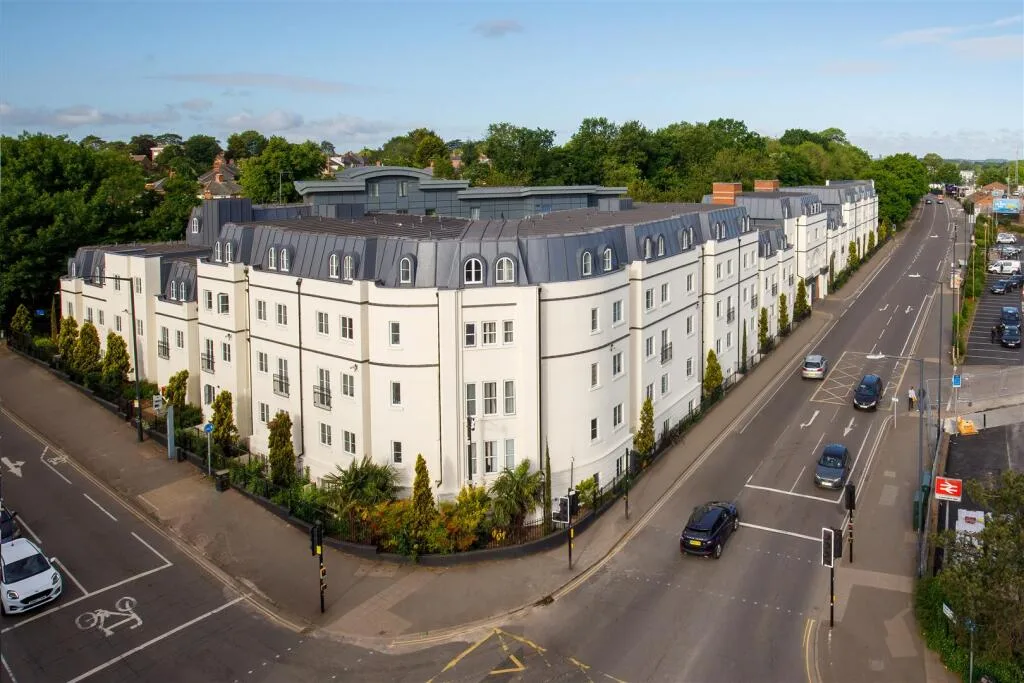 5 bedroom apartment for rent