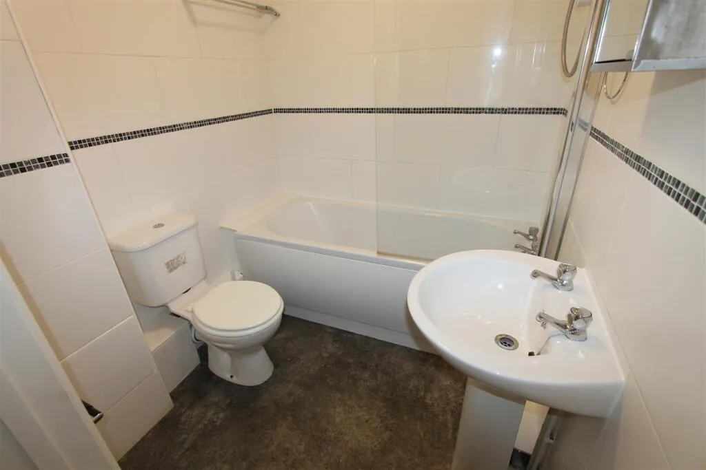 5 bedroom apartment for rent