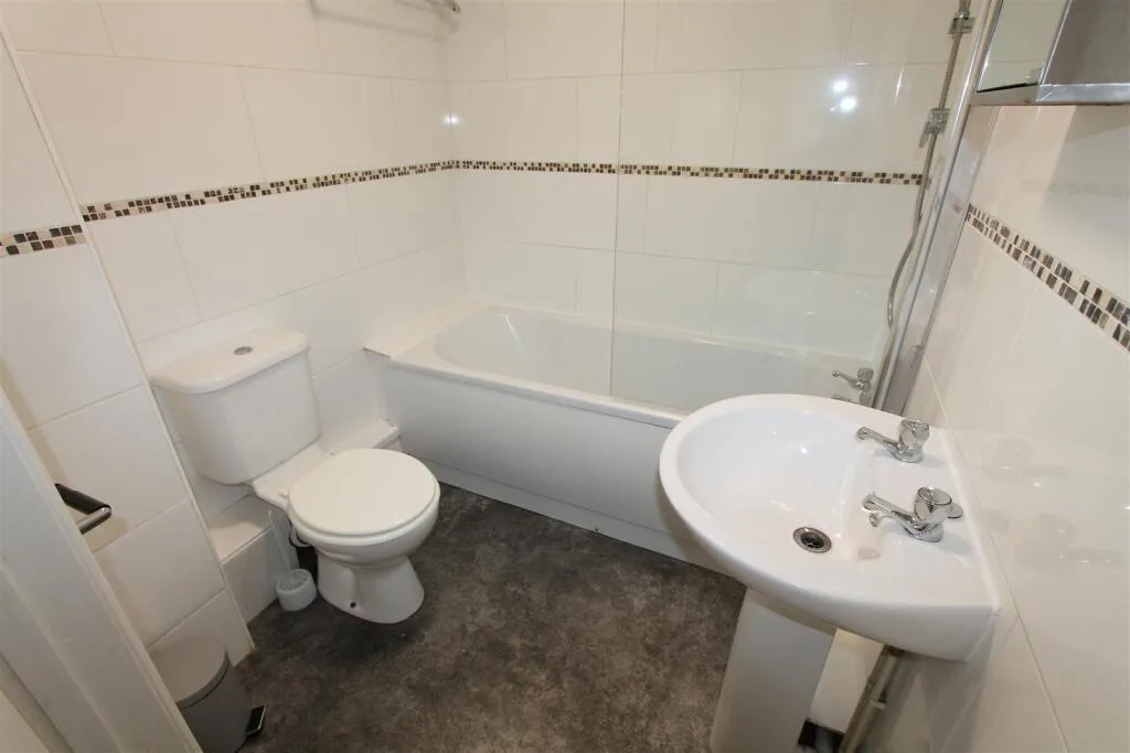 5 bedroom apartment for rent