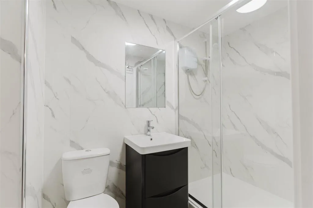5 bedroom apartment for rent