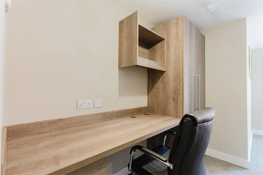 5 bedroom apartment for rent