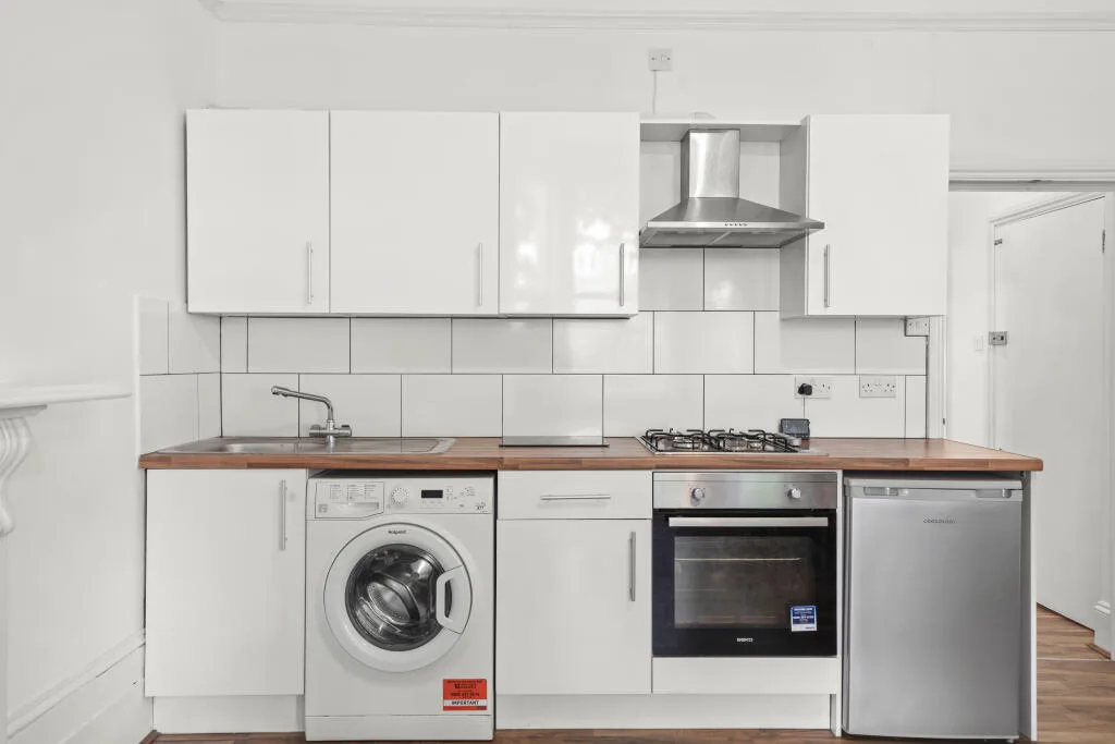 1 bedroom ground floor flat for rent