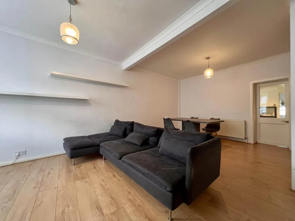 2 bedroom terraced house for rent