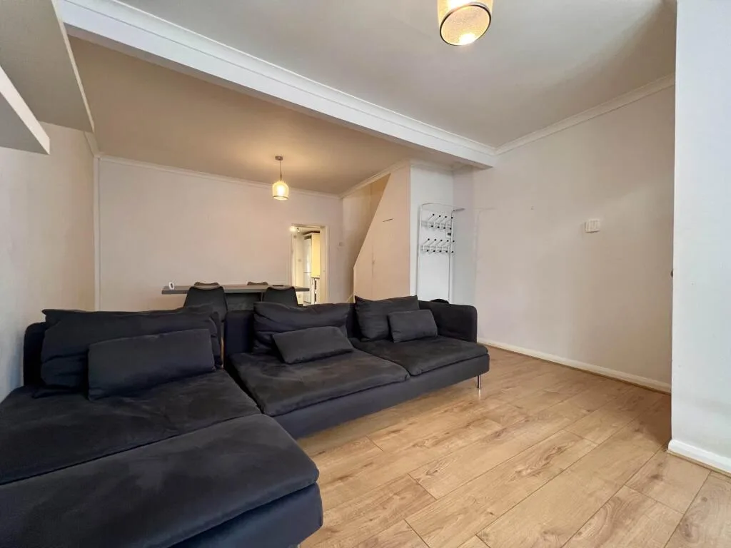 2 bedroom terraced house for rent