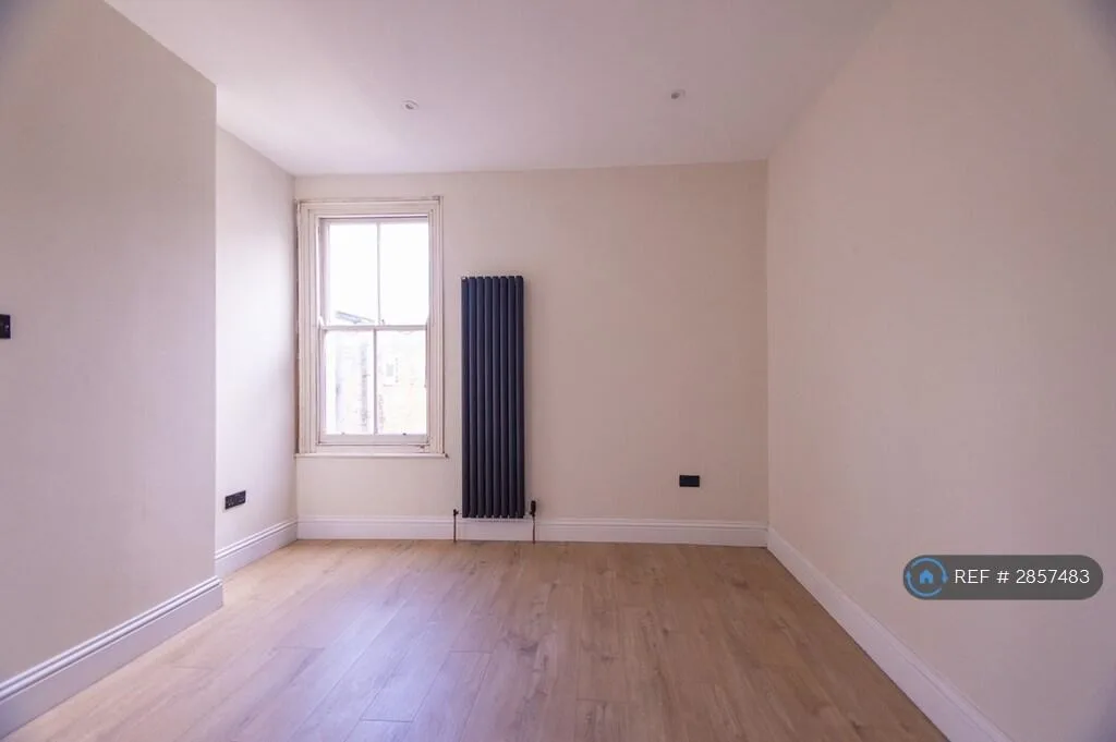 5 bedroom maisonette for rent