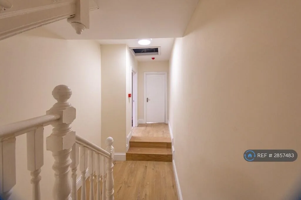 5 bedroom maisonette for rent