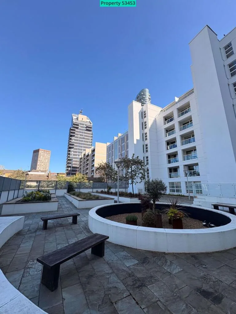 2 bedroom ground floor flat for rent