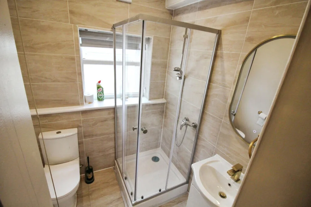 3 bedroom flat for rent