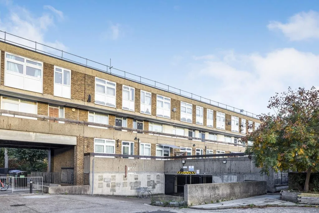 3 bedroom flat for rent