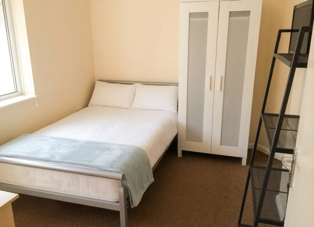 5 bedroom terraced house for rent