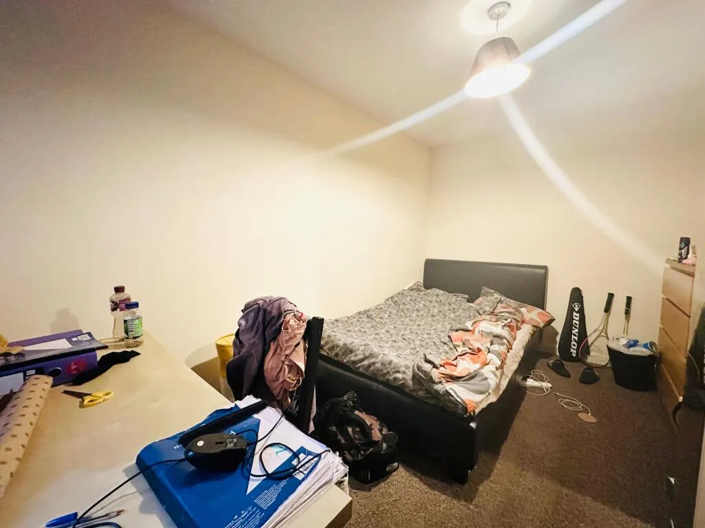 6 bedroom terraced house for rent