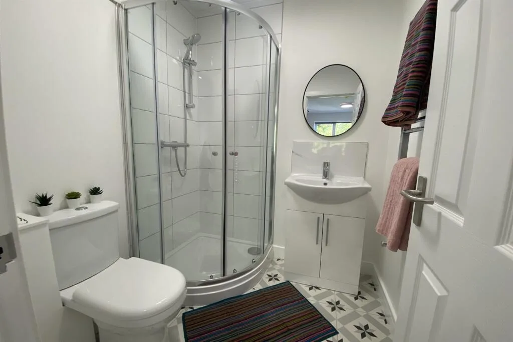 5 bedroom detached house for rent
