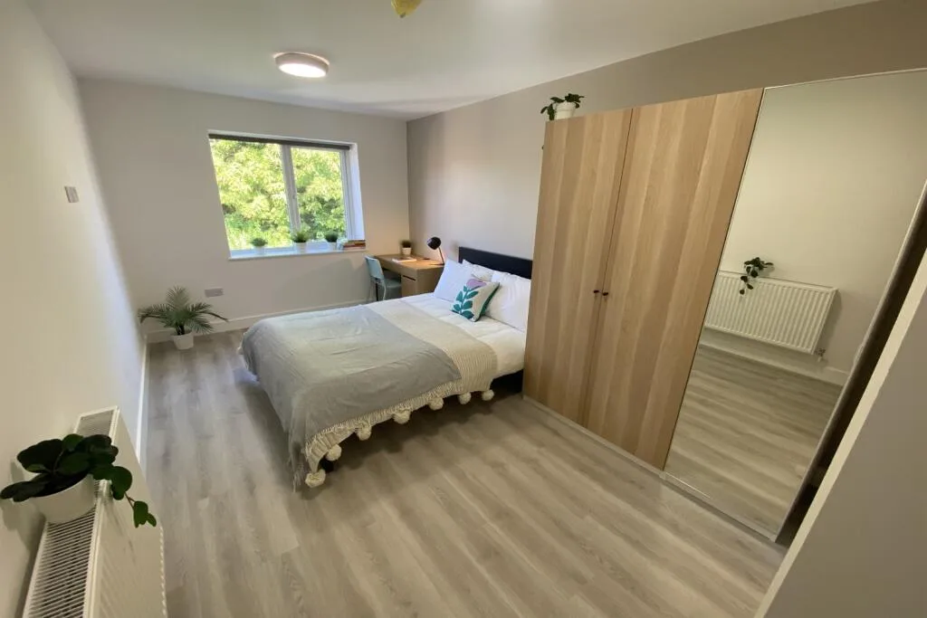 5 bedroom detached house for rent