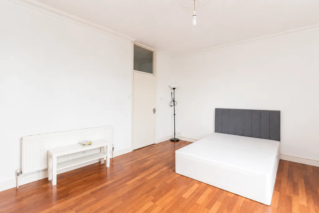 4 bedroom maisonette for rent