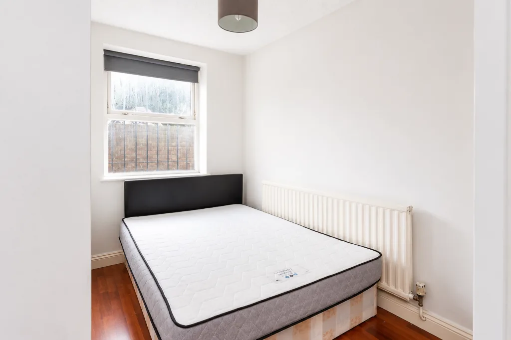 4 bedroom maisonette for rent