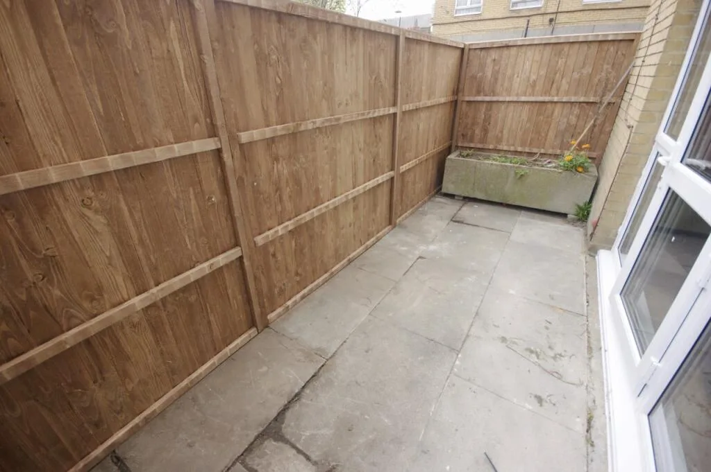 4 bedroom maisonette for rent