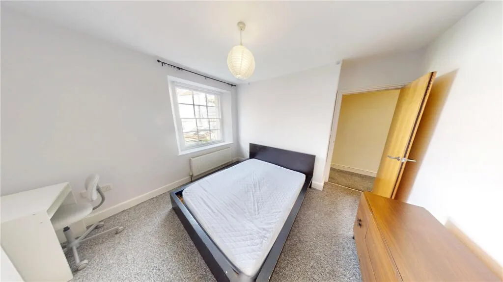 3 bedroom maisonette for rent
