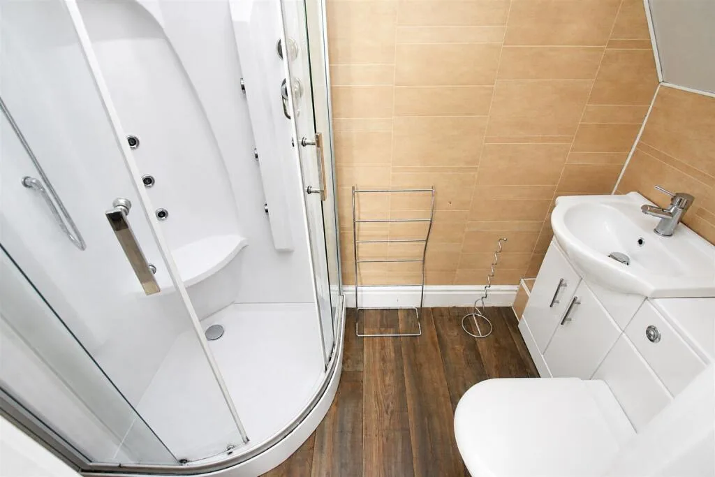 4 bedroom apartment for rent