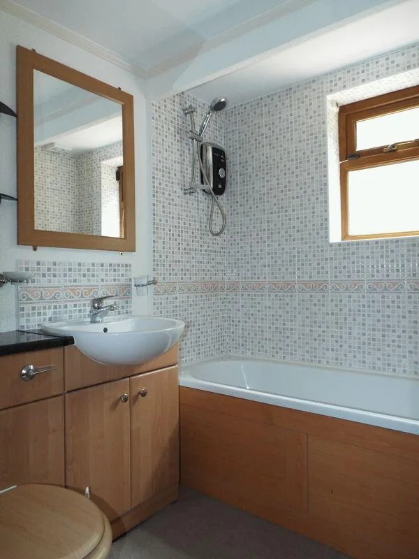 1 bedroom end of terrace house for rent