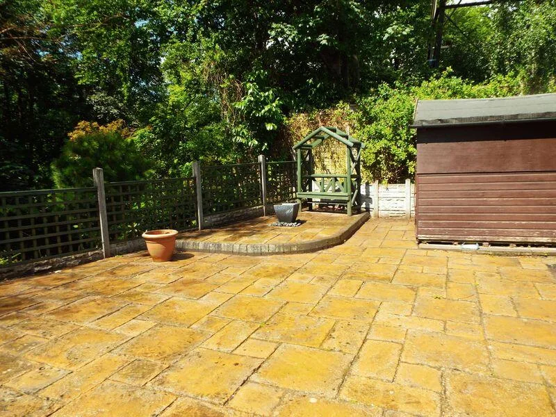 1 bedroom end of terrace house for rent