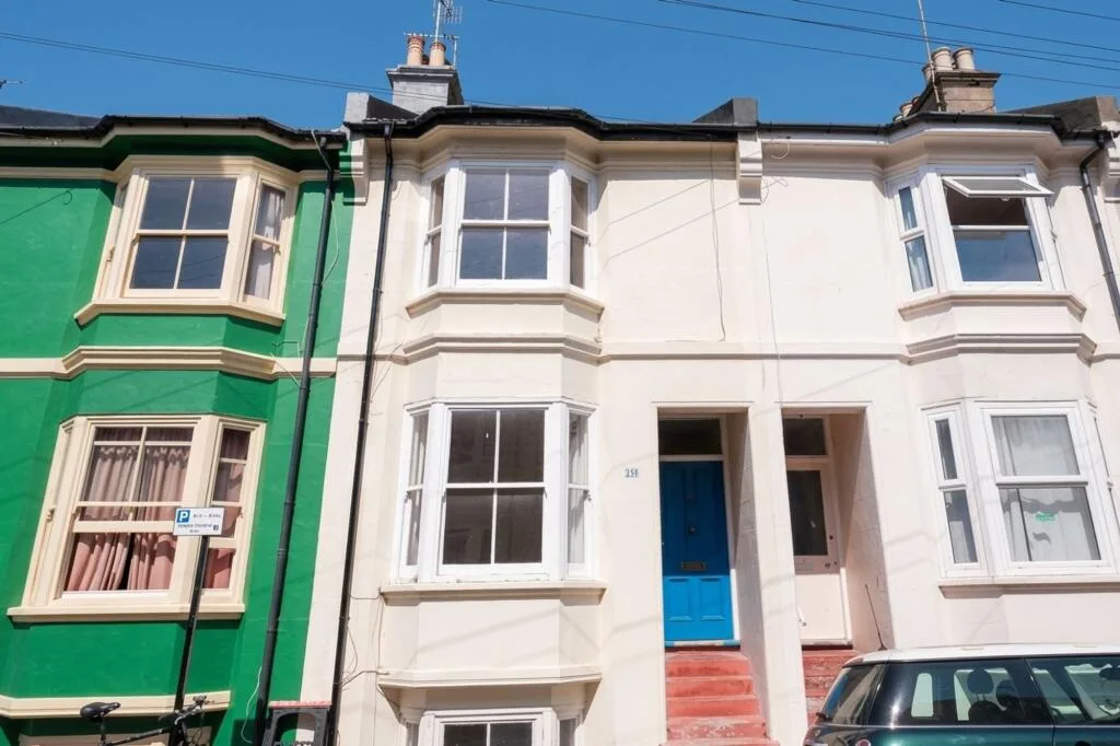 4 bedroom terraced house for rent