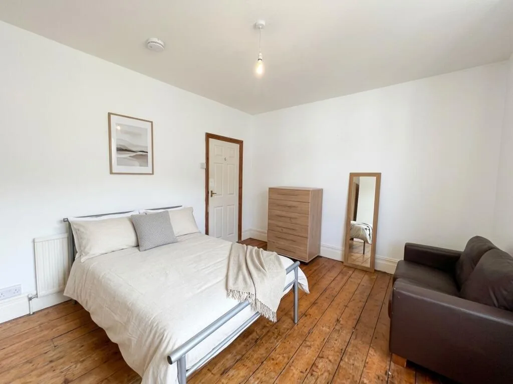 4 bedroom terraced house for rent