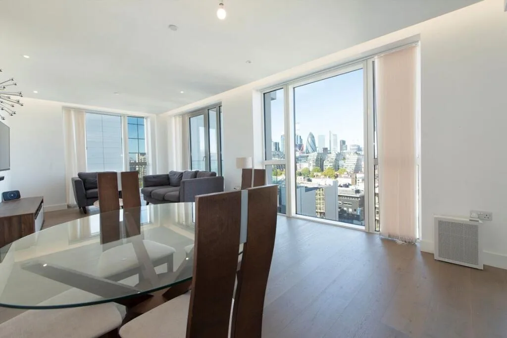 3 bedroom flat for rent