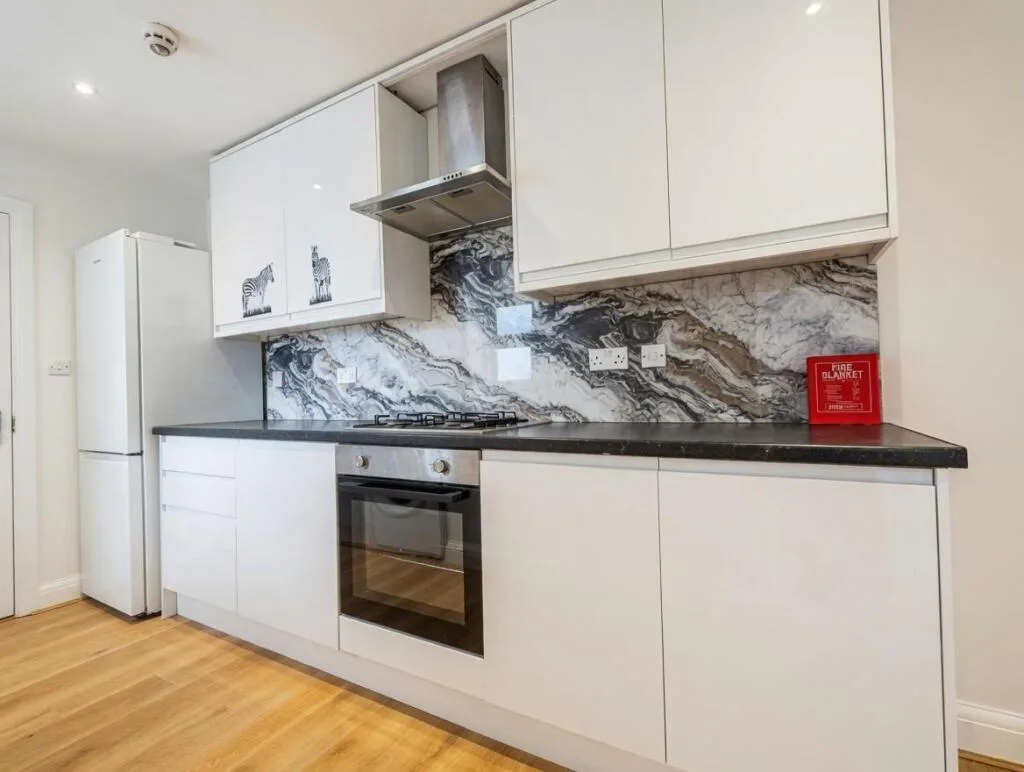 2 bedroom flat for rent