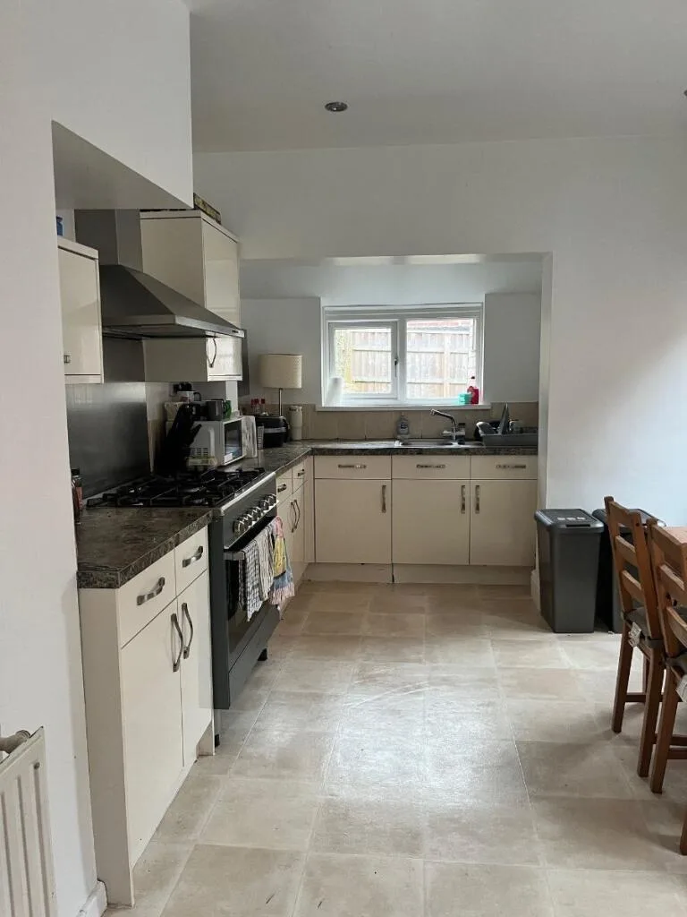 4 bedroom terraced house for rent