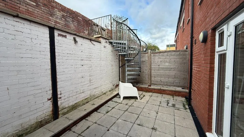 2 bedroom terraced house for rent