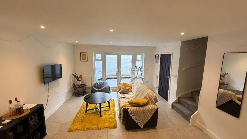 2 bedroom terraced house for rent