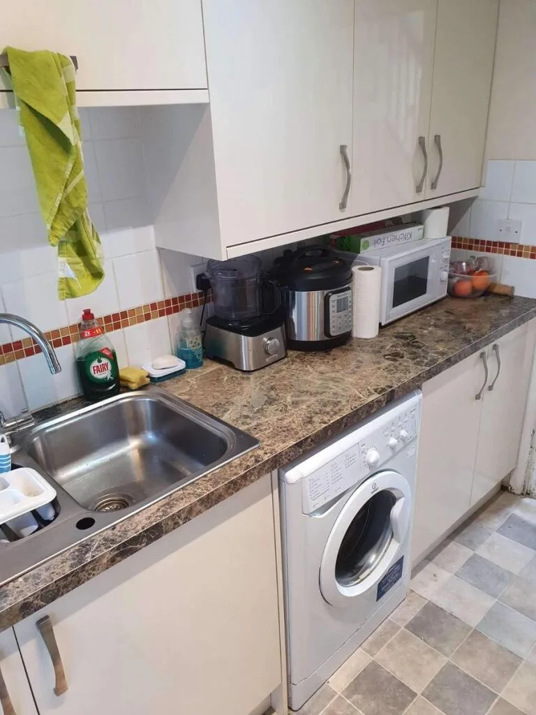 5 bedroom terraced house for rent