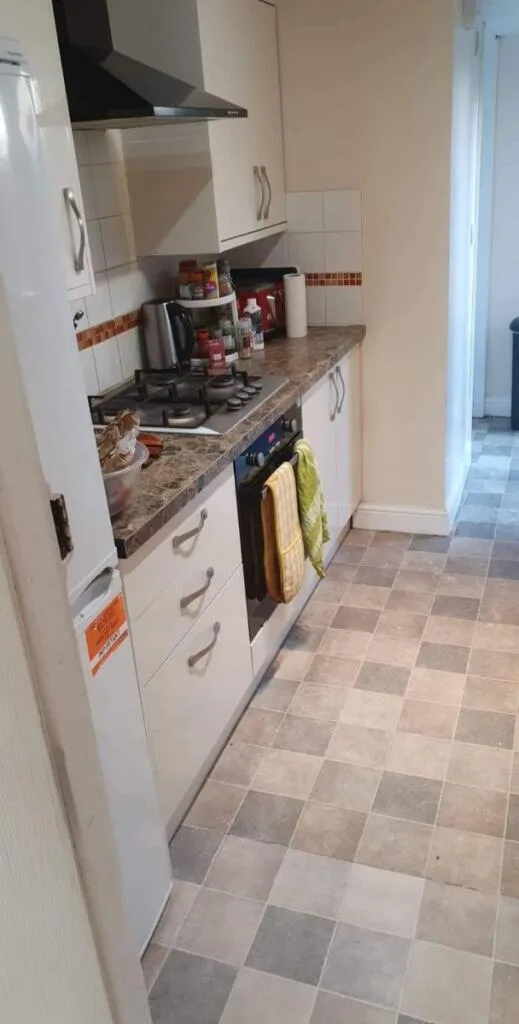 5 bedroom terraced house for rent