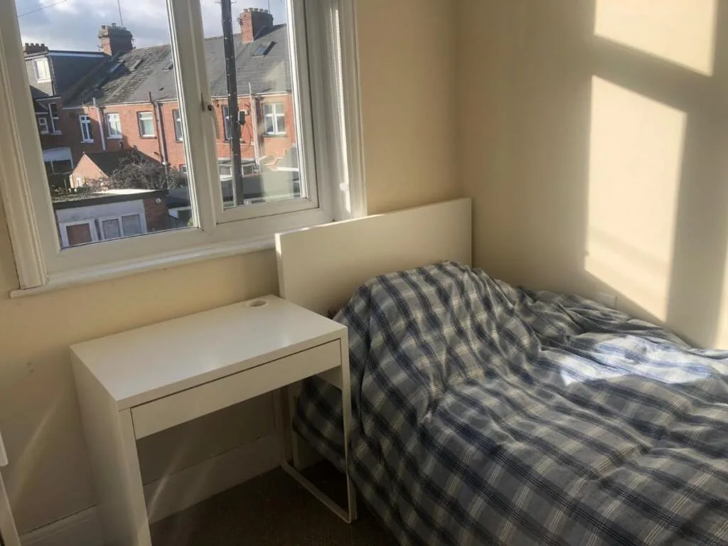 5 bedroom terraced house for rent