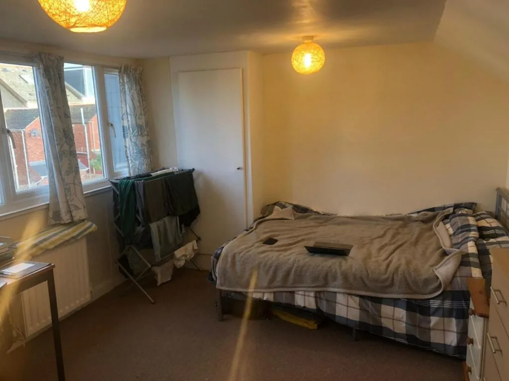 5 bedroom terraced house for rent