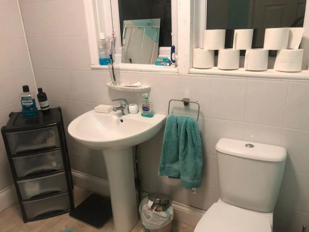 5 bedroom terraced house for rent