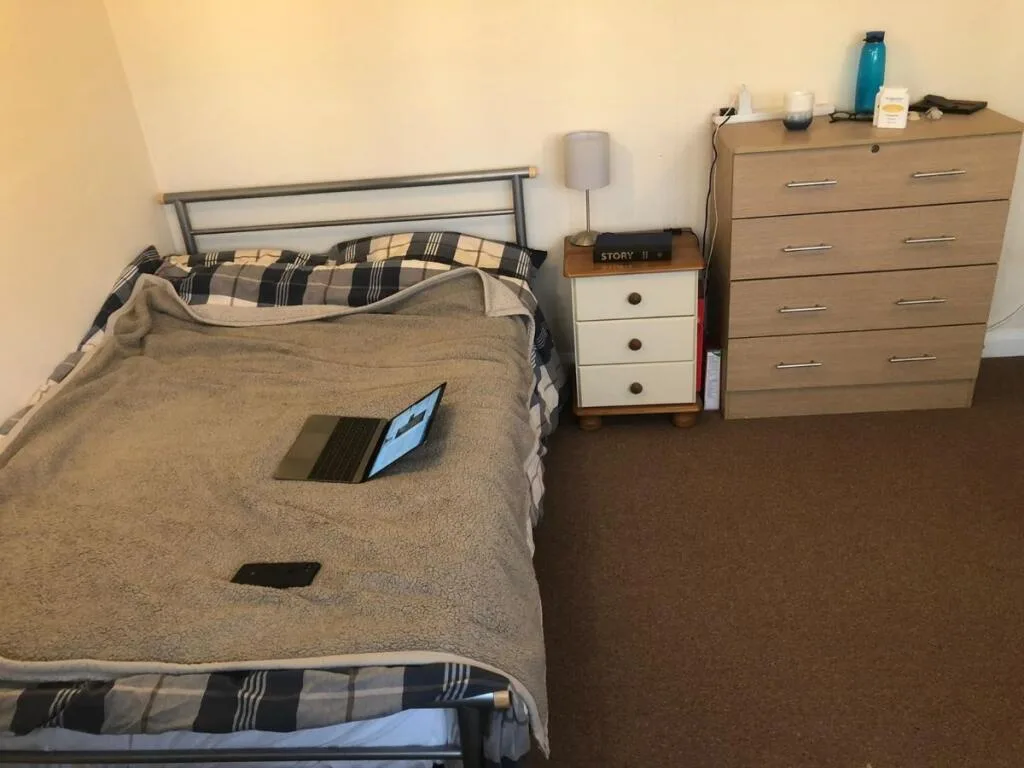 5 bedroom terraced house for rent
